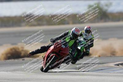 media/Nov-16-2025-Race Pace (Sun) [[8c5fa54630]]/Non Verified Riders (1st 20 Minutes)/1-Turn 14 (10am)/